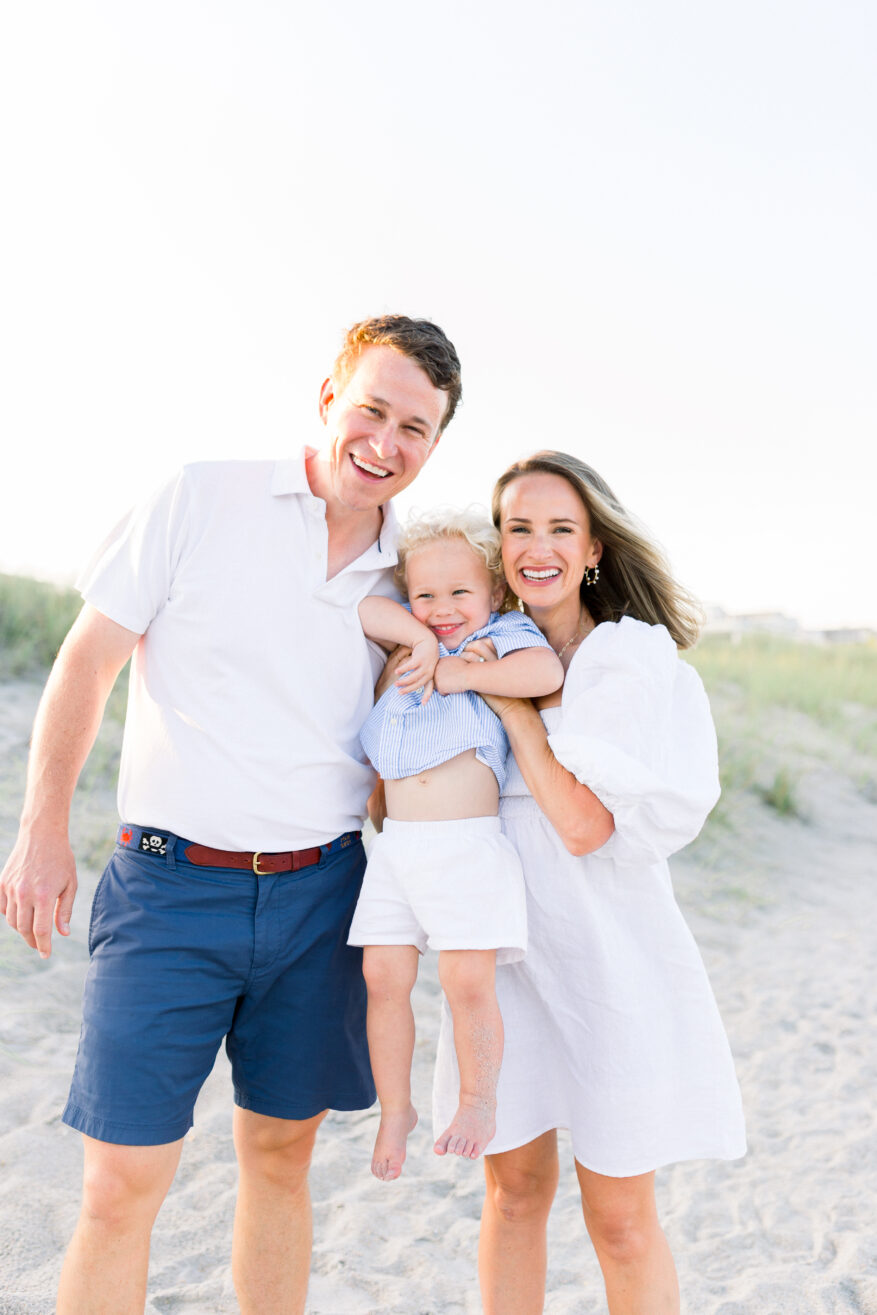 family wearing breathable fabrics for styling tips for hot weather