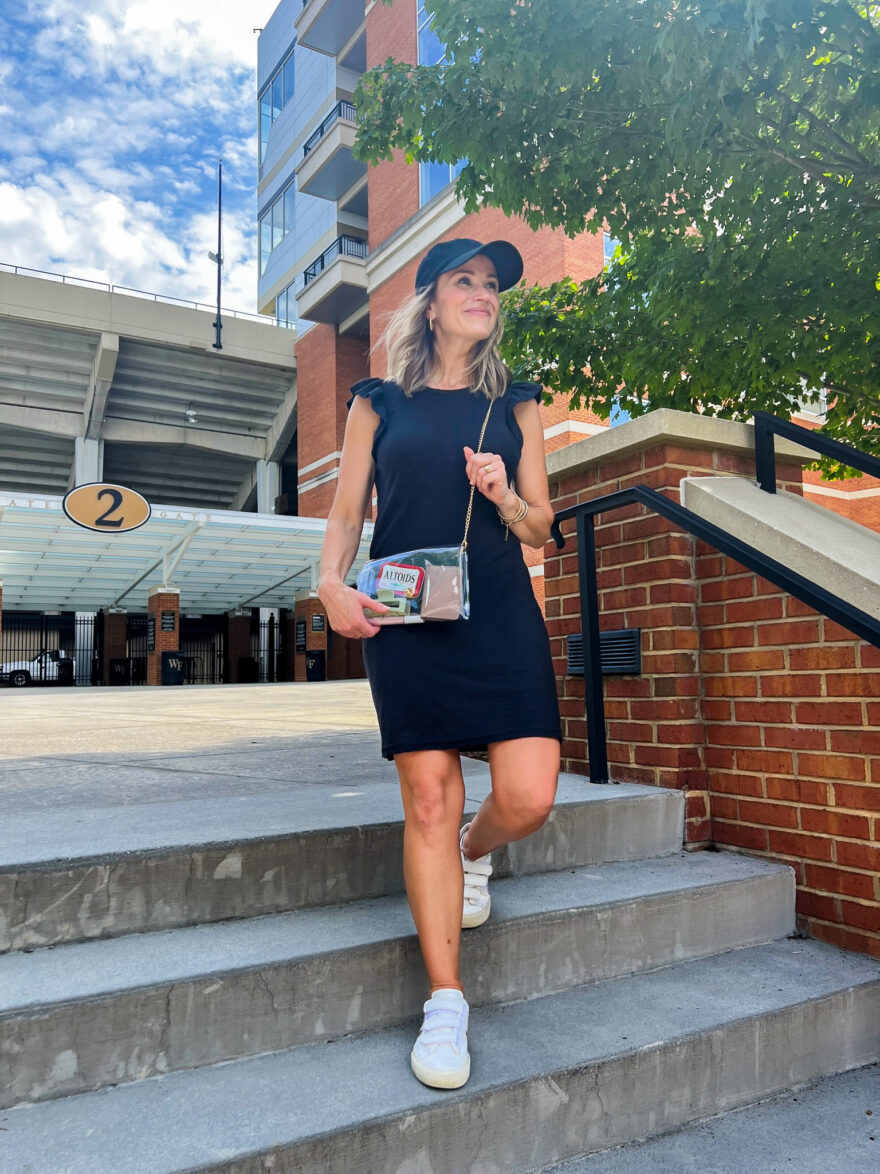 The Best Clear Crossbody Bag That’s Stadium Approved