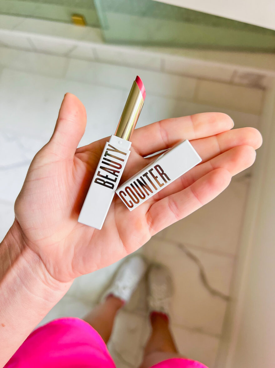 Statement Maker Satin Lipstick review